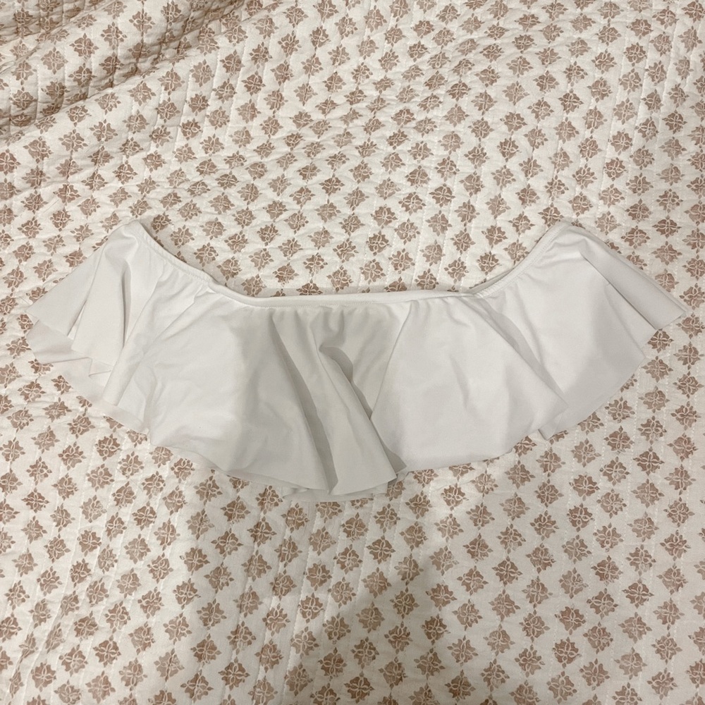 nwot cupshe off the shoulder ruffle bikini top